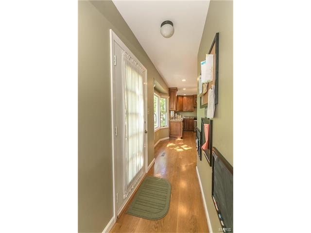 1838 Waterford Ridge Dr, Ballwin, MO 63021 photo 13