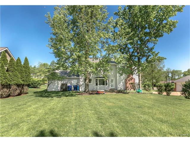 1838 Waterford Ridge Dr, Ballwin, MO 63021 photo 29