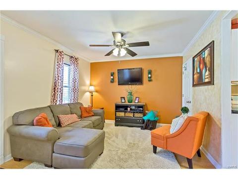 144 Constance Ct, Saint Ann, MO 63074 photo 7