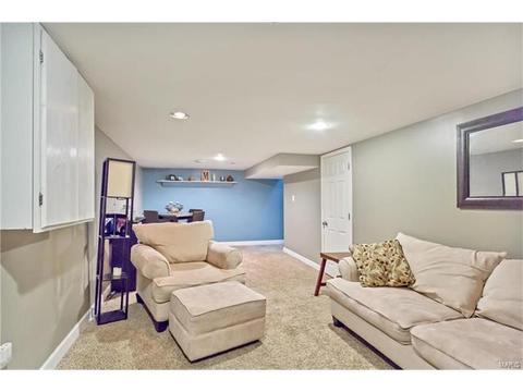 144 Constance Ct, Saint Ann, MO 63074 photo 18