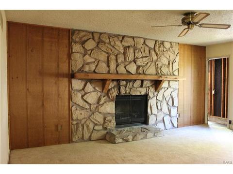1296 Mautenne Dr, Manchester, MO 63021 photo 2