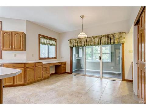 16824 Sunset Circle Dr, Ballwin, MO 63011 photo 11