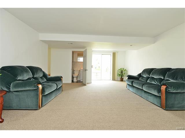 636 Brook Meadow Dr, Ballwin, MO 63021 photo 32