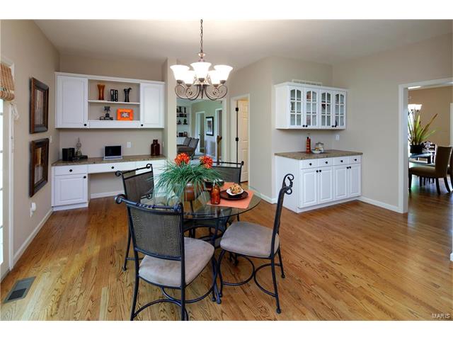 908 Pheasant Woods Dr, Ballwin, MO 63021 photo 8