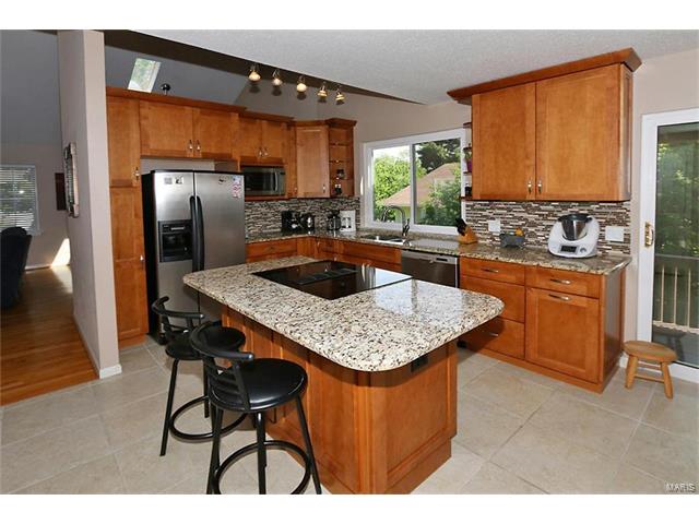 52 Treebeard Cir, Saint Charles, MO 63303 photo 9