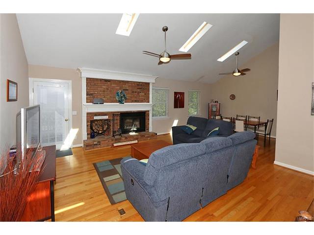 52 Treebeard Cir, Saint Charles, MO 63303 photo 3