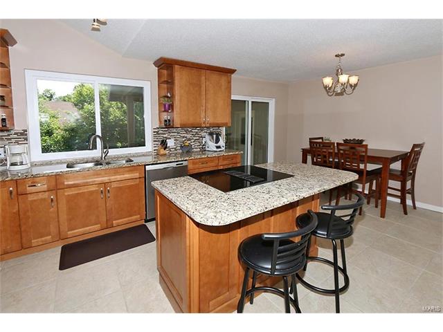 52 Treebeard Cir, Saint Charles, MO 63303 photo 8
