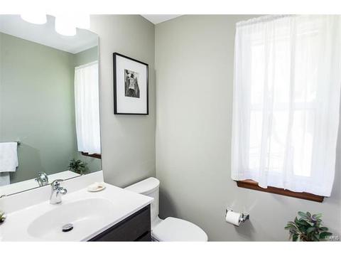904 Windgate Ct, Fenton, MO 63026 photo 15