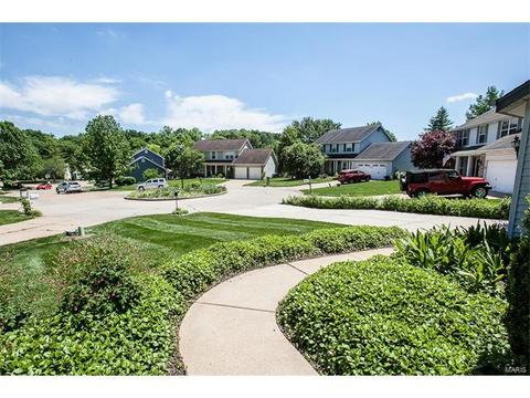 904 Windgate Ct, Fenton, MO 63026 photo 7