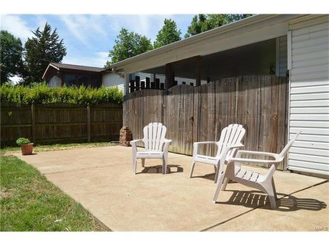 306 Wembley Ln, Ballwin, MO 63021 photo 16