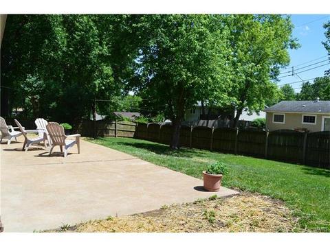 306 Wembley Ln, Ballwin, MO 63021 photo 38
