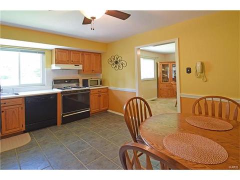 3490 Taylor Ave, Bridgeton, MO 63044 photo 11