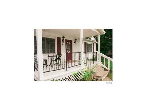 319 Theodore Dr, Eureka, MO 63025 photo 2