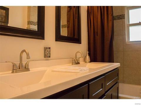 319 Theodore Dr, Eureka, MO 63025 photo 12