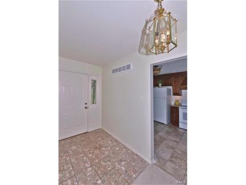 860 Woodside Trails Dr, Ballwin, MO 63021 photo 3