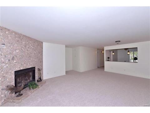 860 Woodside Trails Dr, Ballwin, MO 63021 photo 6