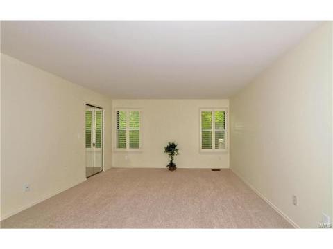860 Woodside Trails Dr, Ballwin, MO 63021 photo 10