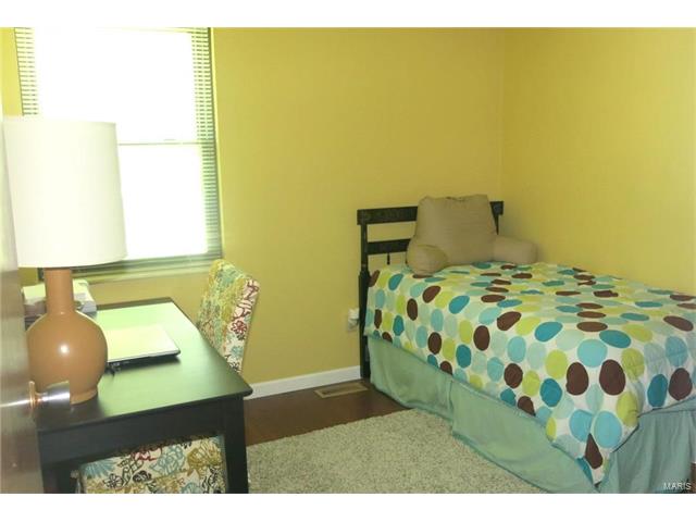 2409 Hidden Meadow Ln, Ballwin, MO 63021 photo 16