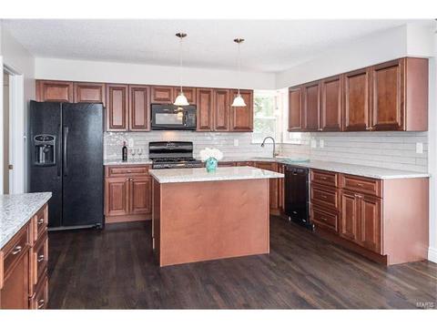 53 Georgetown Cir, O'fallon, MO 63368 photo 3