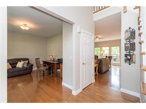 16037 Forest Valley Dr, Ballwin, MO 63021 photo 6
