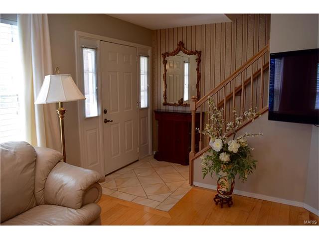 902 Claybend Dr, Ballwin, MO 63011 photo 13