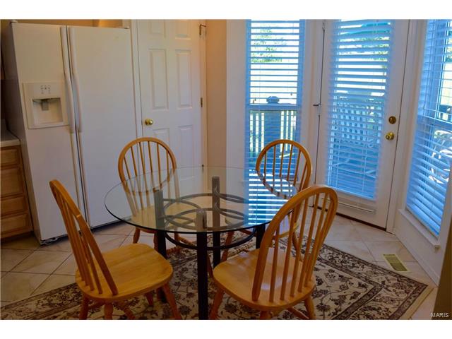 902 Claybend Dr, Ballwin, MO 63011 photo 14
