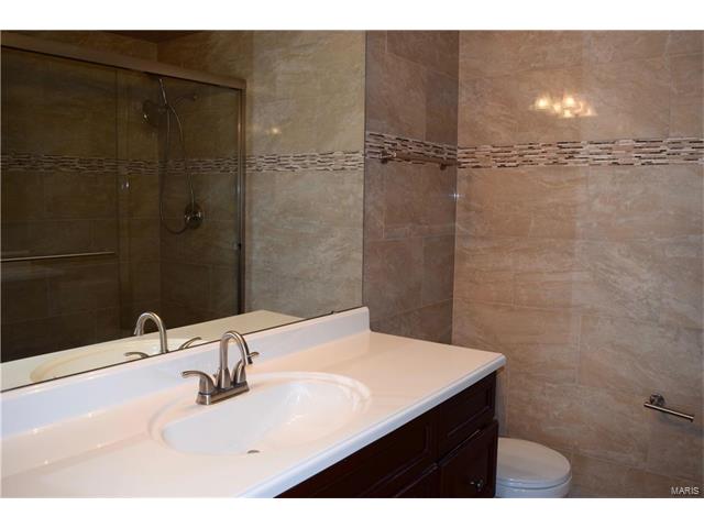 902 Claybend Dr, Ballwin, MO 63011 photo 26
