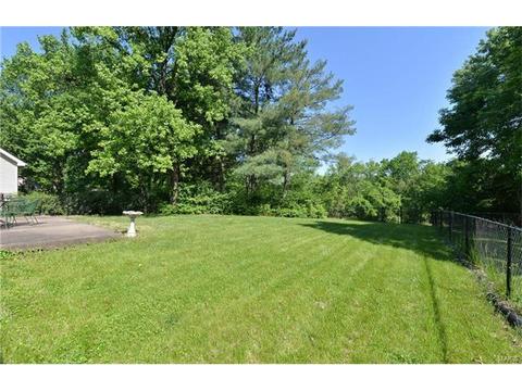 691 Woodrun Ct, Ballwin, MO 63021 photo 17