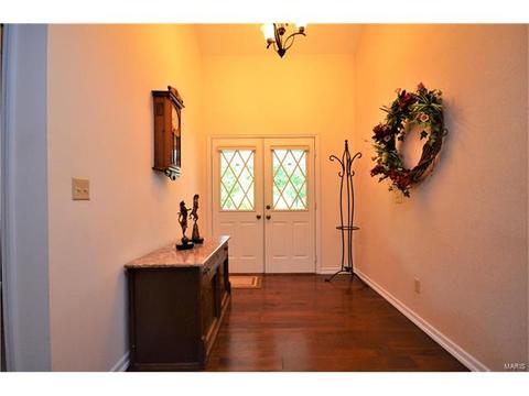657 Huntley Hts, Ballwin, MO 63021 photo 4