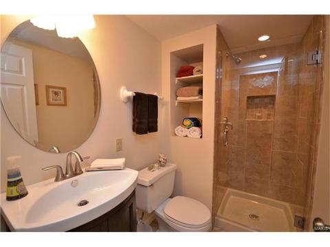657 Huntley Hts, Ballwin, MO 63021 photo 26