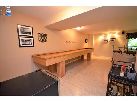 657 Huntley Hts, Ballwin, MO 63021 photo 24