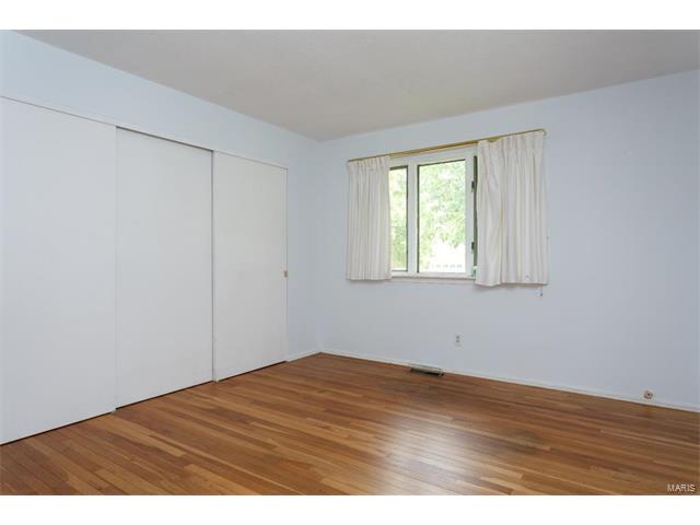 901 Bitterfield Dr, Ballwin, MO 63011 photo 13
