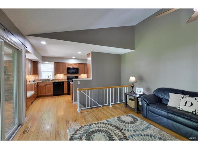1705 Derrynane, Ballwin, MO 63021 photo 13