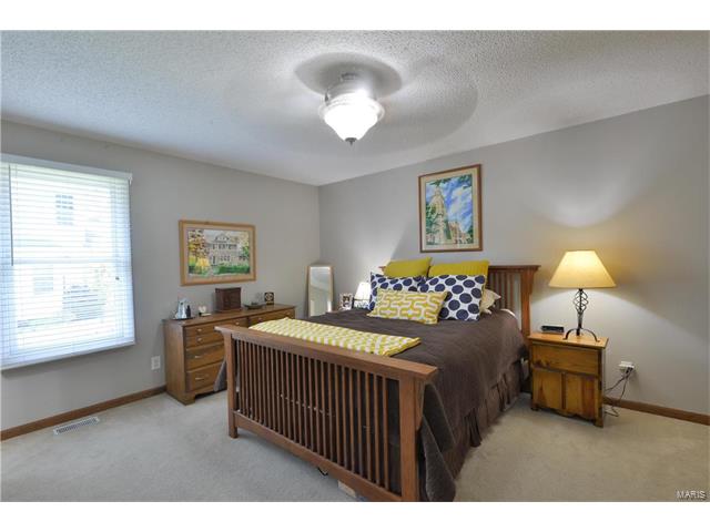 1705 Derrynane, Ballwin, MO 63021 photo 16