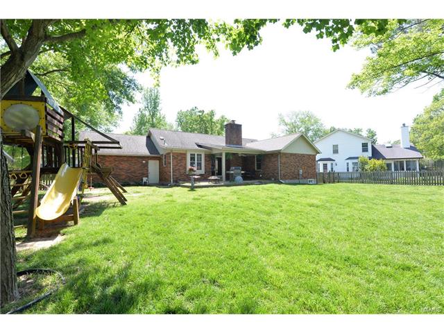 1705 Derrynane, Ballwin, MO 63021 photo 22