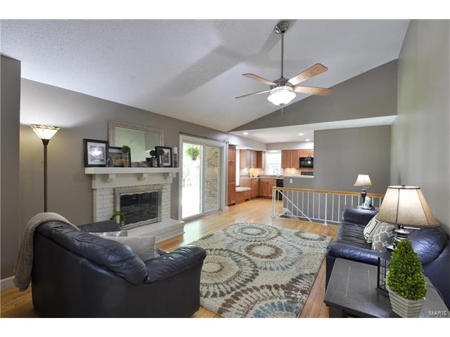 1705 Derrynane, Ballwin, MO 63021 photo 5
