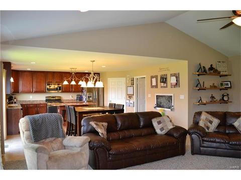 32 Flanders Ct, O'fallon, MO 63366 photo 16