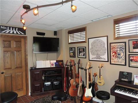 126 Roehampton Ln, Weldon Spring, MO 63304 photo 34