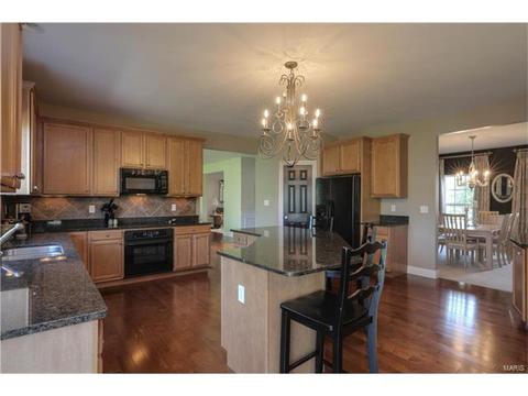 605 Havenhurst Ct, O'fallon, MO 63368 photo 8