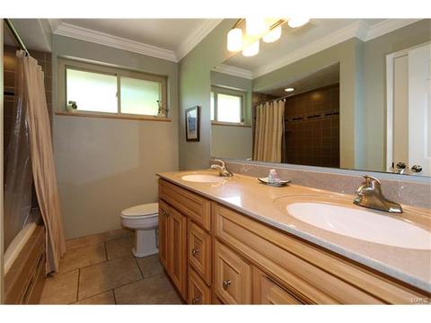 17 Lochhaven Ln, Ballwin, MO 63021 photo 24