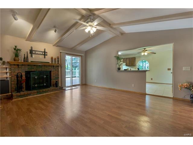 120 Cedar Crest Ct, Weldon Spring, MO 63304 photo 3