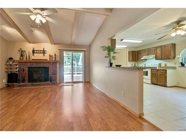 120 Cedar Crest Ct, Weldon Spring, MO 63304 photo 4