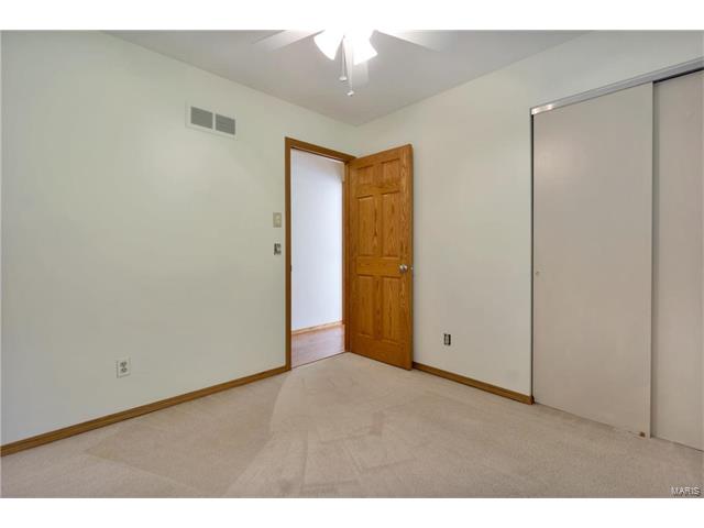 120 Cedar Crest Ct, Weldon Spring, MO 63304 photo 18