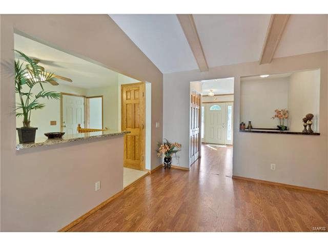 120 Cedar Crest Ct, Weldon Spring, MO 63304 photo 9