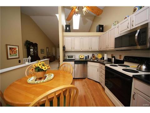 14 Morning Hill Dr, Ballwin, MO 63021 photo 10