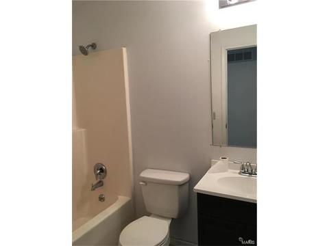 23 W Ofallon, O'fallon, MO 63366 photo 7