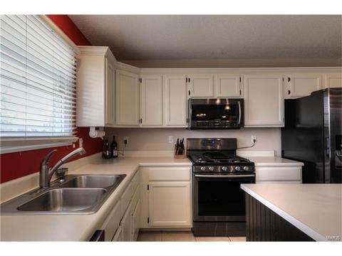 291 England Dr, O'fallon, MO 63366 photo 5