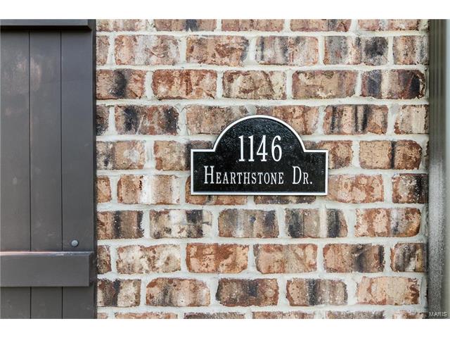 1146 Hearthstone Dr, O Fallon, IL 62269 photo 4