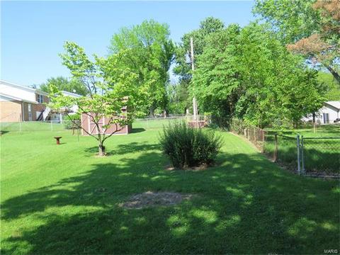 4100 Scotch, Bridgeton, MO 63044 photo 2