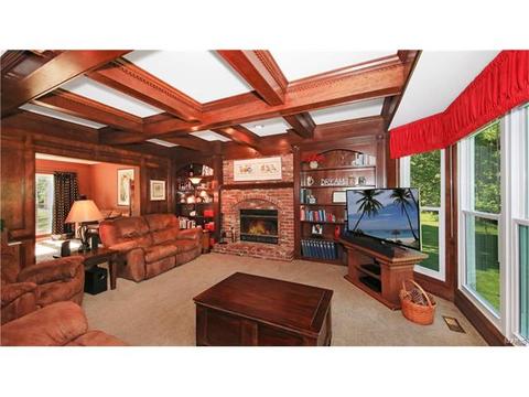 14 Timber Ridge Estates Ct, Ballwin, MO 63011 photo 9